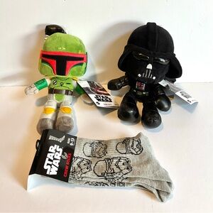 Star Wars Bundle: (2) Plush Toys & Crew Socks